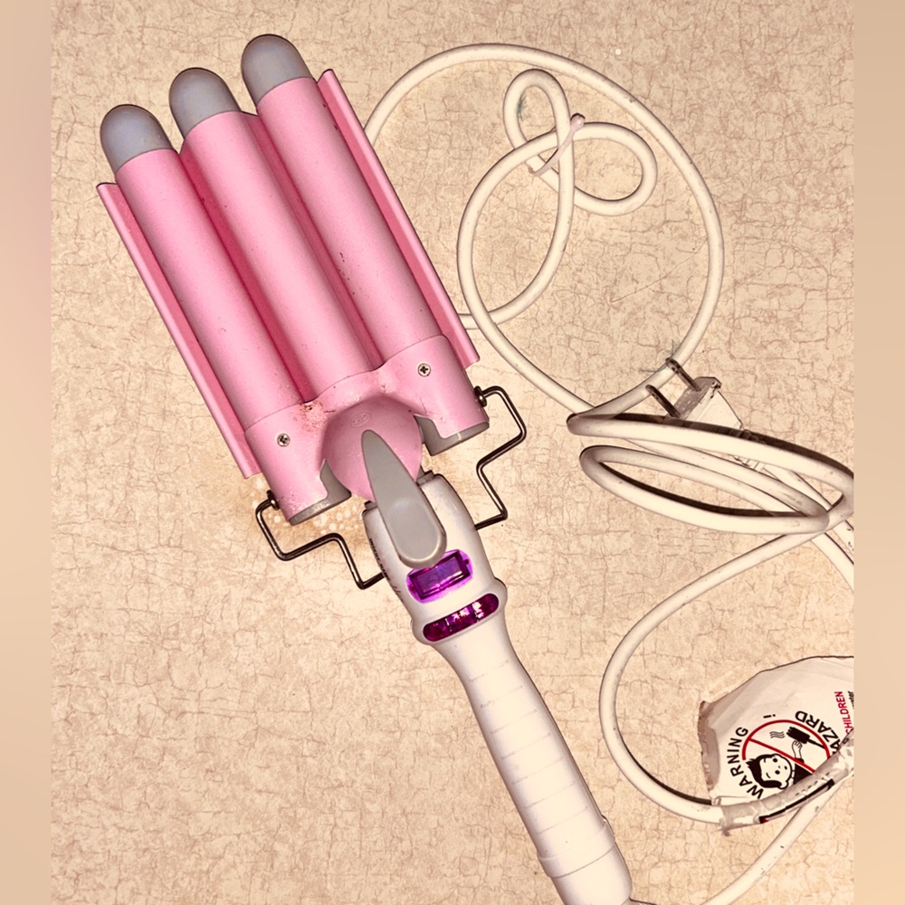 Ulta Insert Waves Here 22cm 3 Barrel Hair Curler